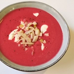 Sopa de remolacha, hinojo y manzana Sopa de remolacha, hinojo y manzana