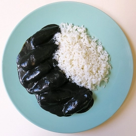 Chipirones en su tinta con arroz
